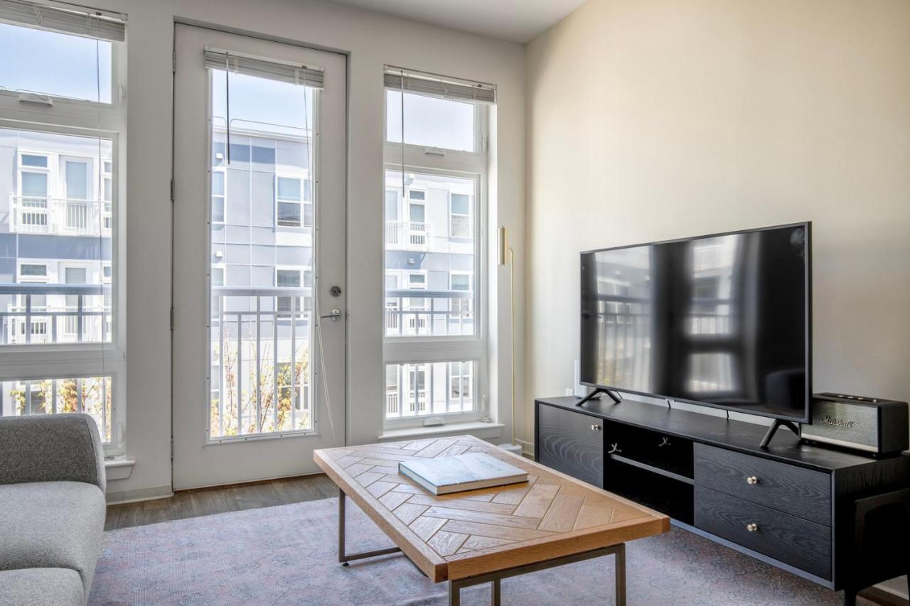 1br W Wd Gym Roof Nr Assembly T Bos-555a