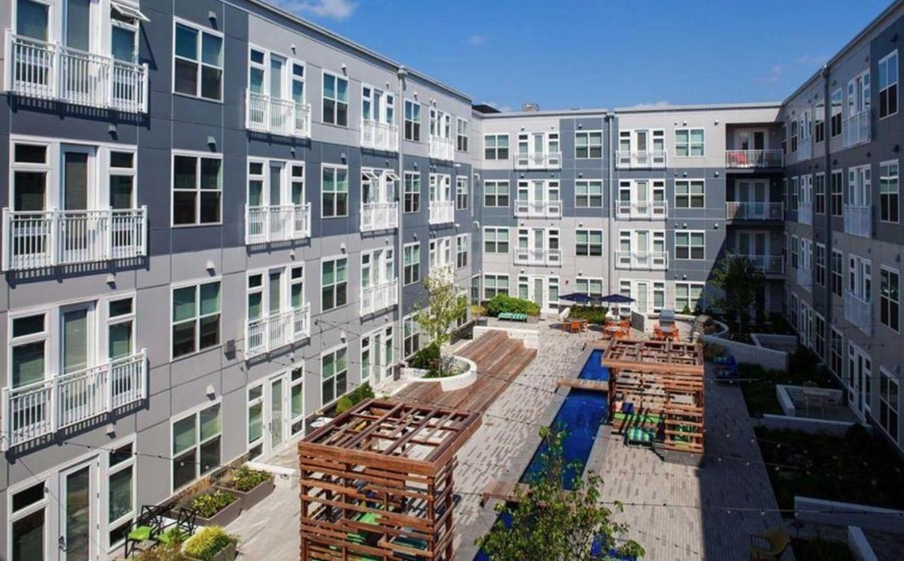 Apartment 1br W Wd Gym Roof Nr Assembly T Bos-555a *